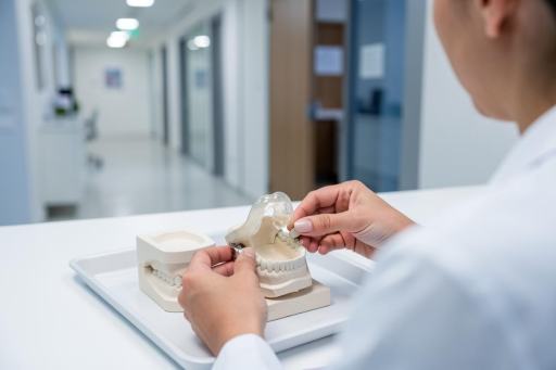 Dental Kron Değişimi Ne Zaman Gerekir?